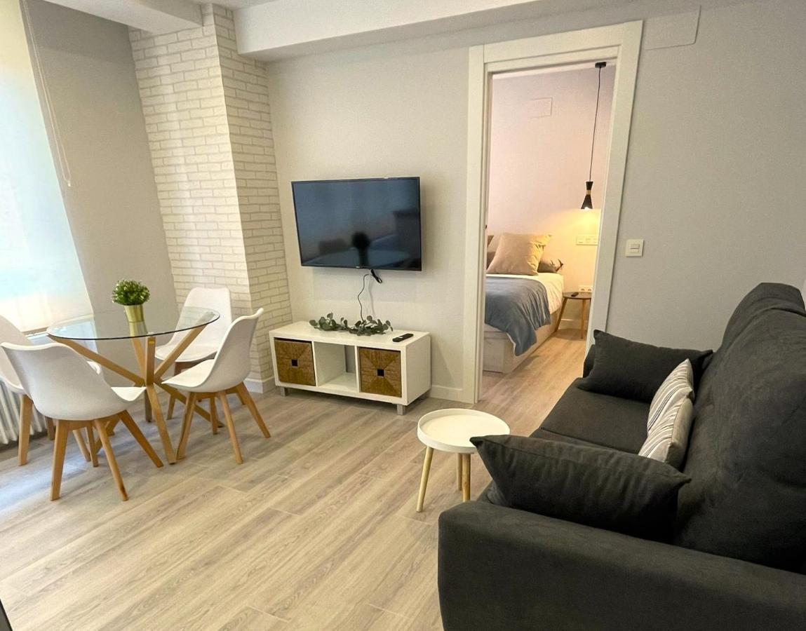 Apartamentos Aranda - La Cepa I - II Aranda de Duero Buitenkant foto