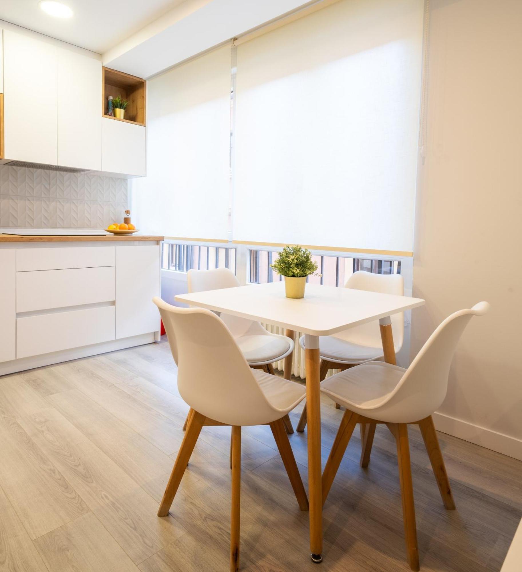 Apartamentos Aranda - La Cepa I - II Aranda de Duero Buitenkant foto